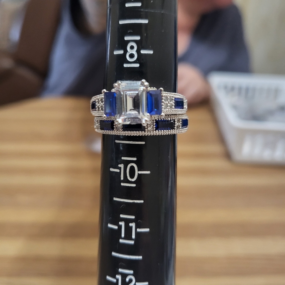 Sapphire/zirconium ring set